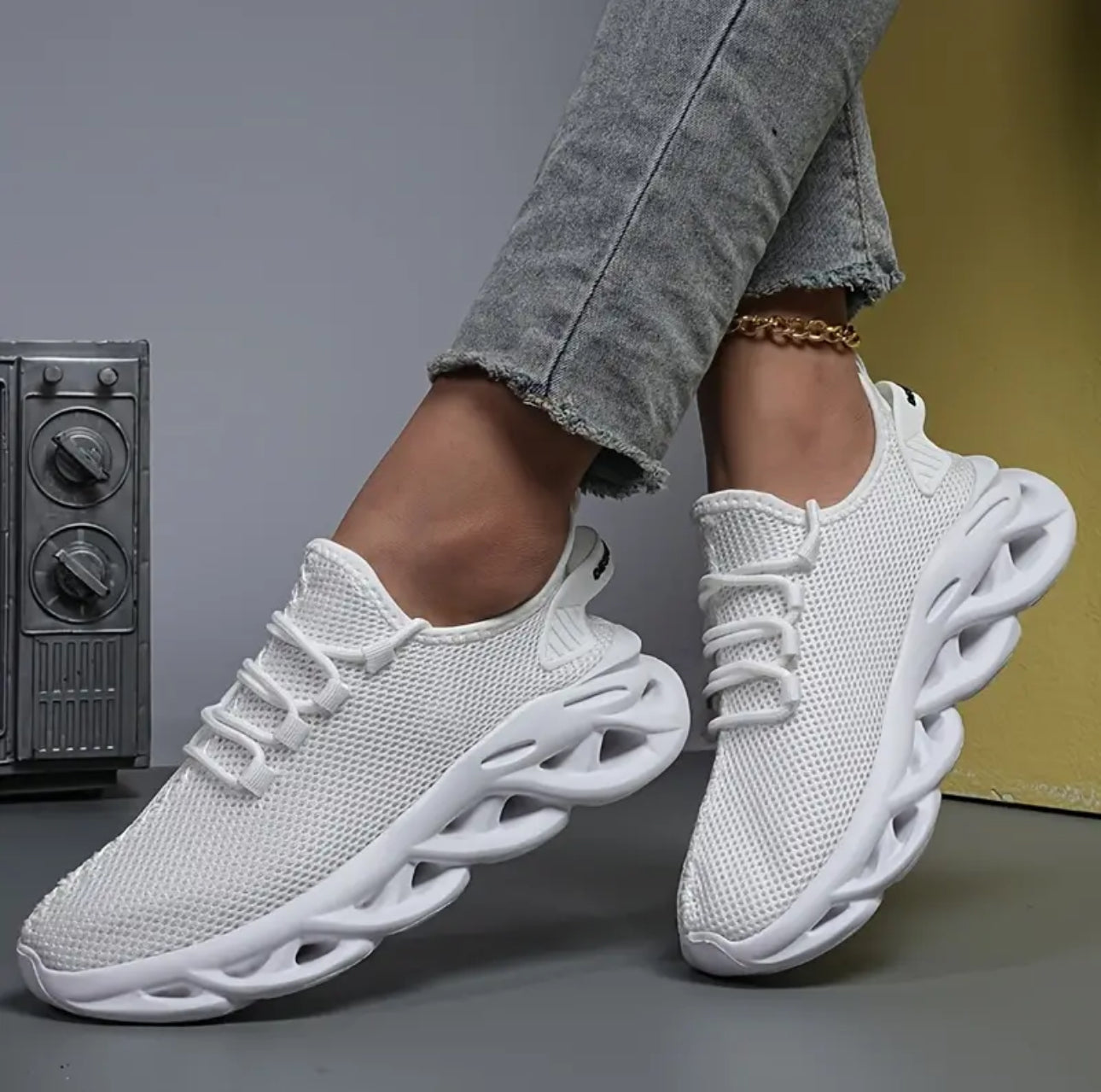Кецове Tissi white