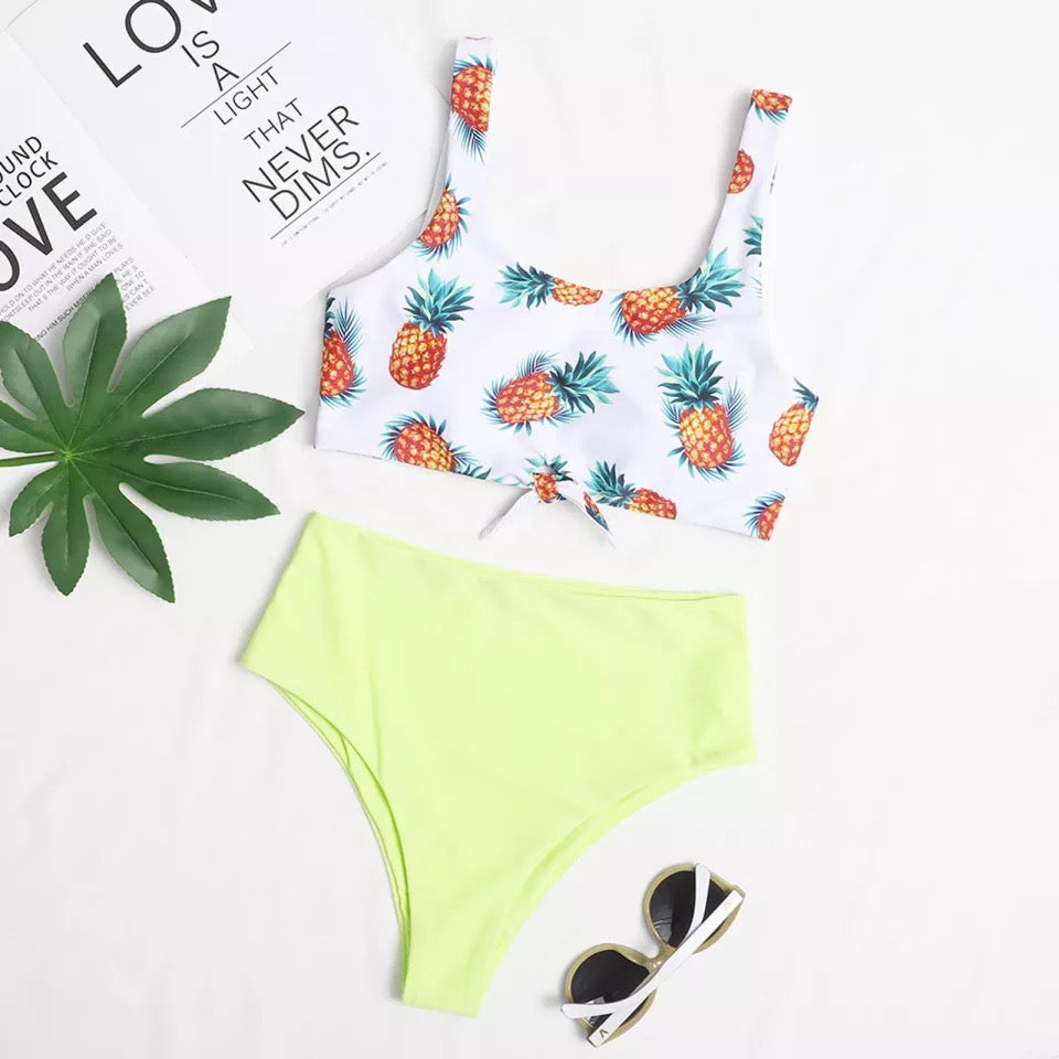 Бански pineapple