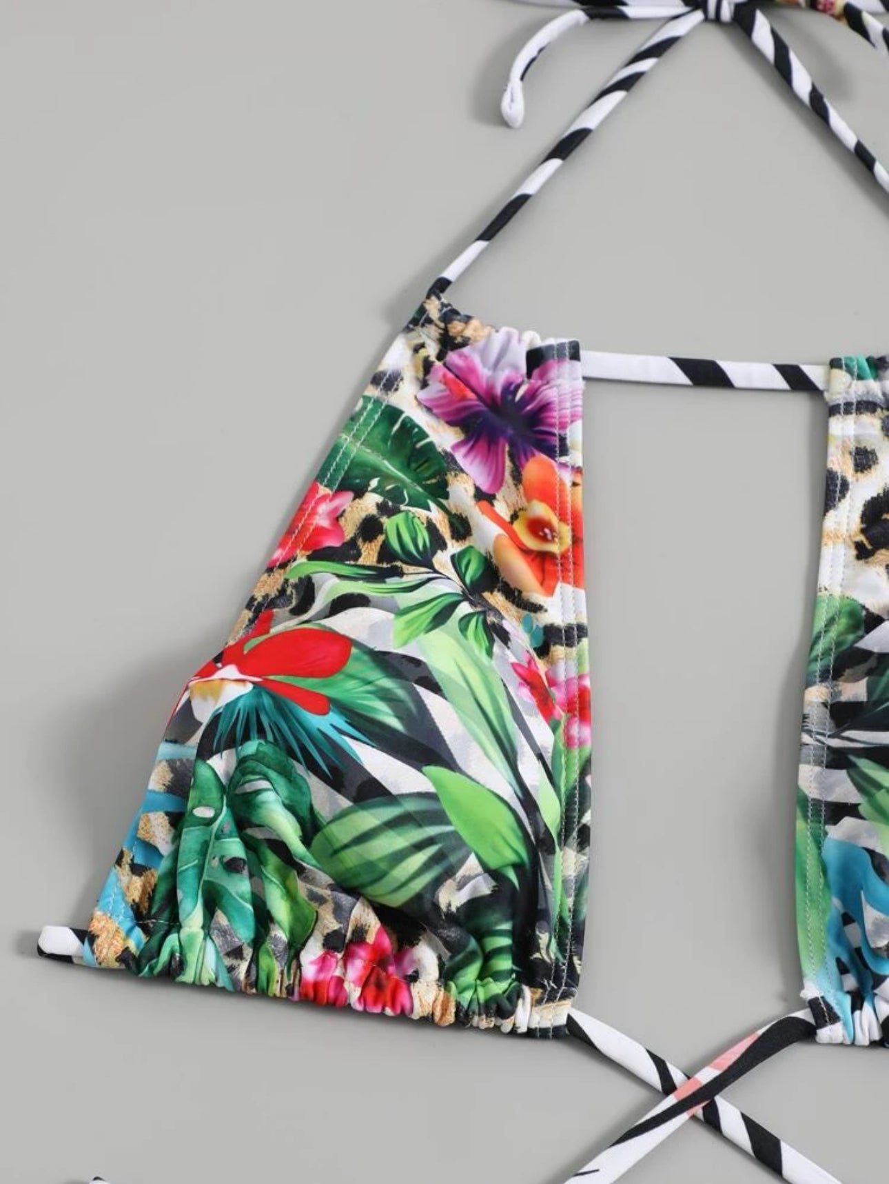 Цял бански tropical
