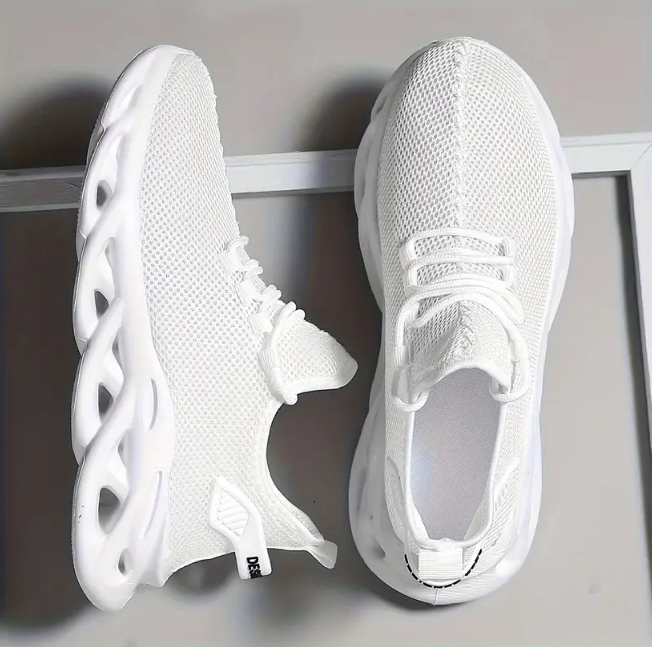 Кецове Tissi white